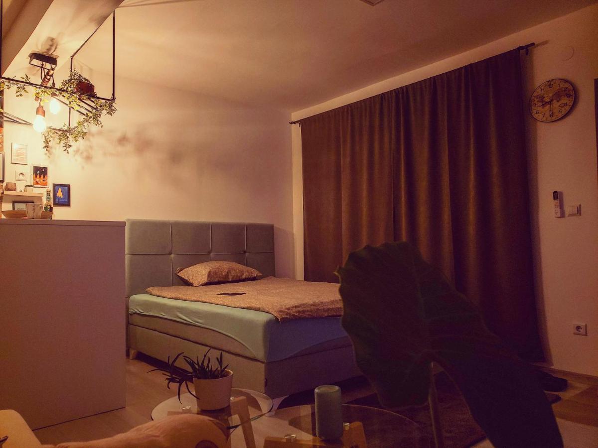 Park Apartment Foca Exterior photo